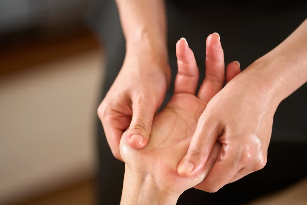 Elbow, Wrist and Hand Pain Treatment Camrose 2 Physiotherapist providing Elbow, Wrist and Hand Pain Treatment Camrose through hands-on therapy at Central Physiotherapy Clinic