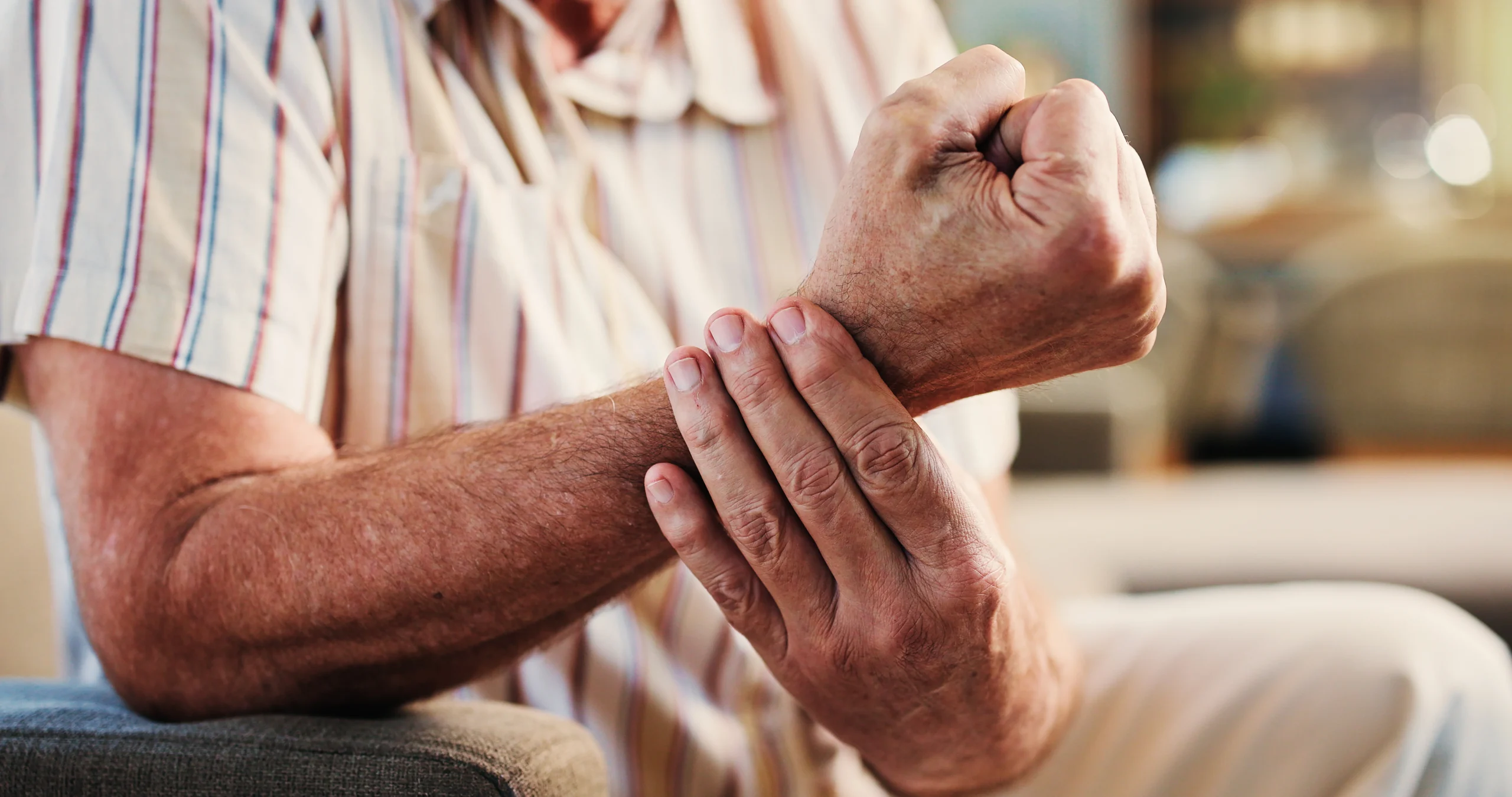 Elbow, Wrist and Hand Pain Treatment Camrose 1 Physiotherapist treating elbow wrist and hand pain treatment Camrose to improve mobility, strength, and daily function